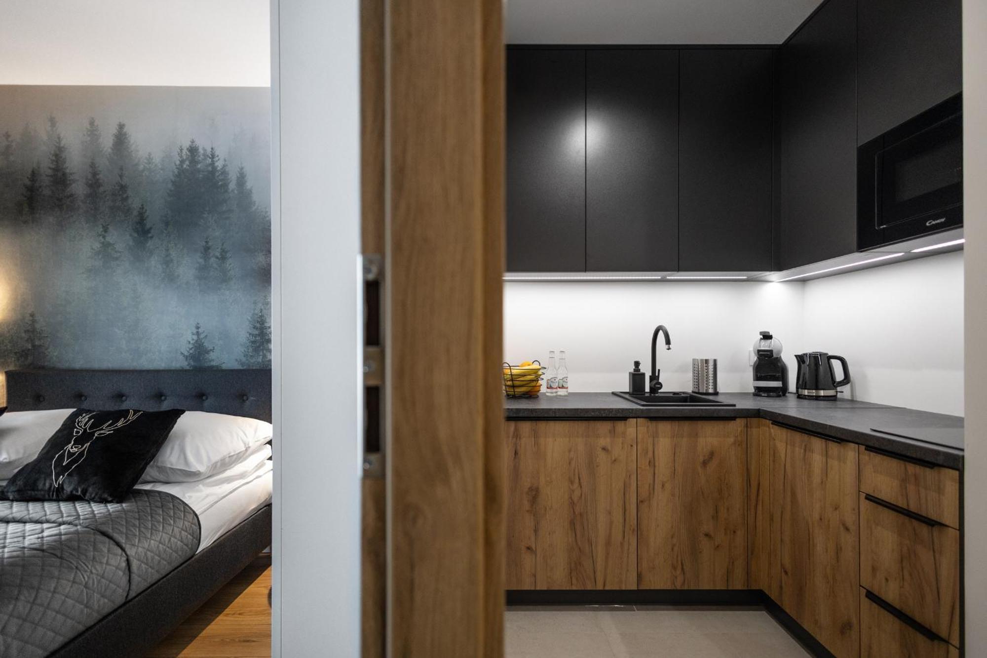 Gold Apartments Cicha 12 - Centrum - Dwie Sypialnie I Parking Krynica-Zdrój Esterno foto